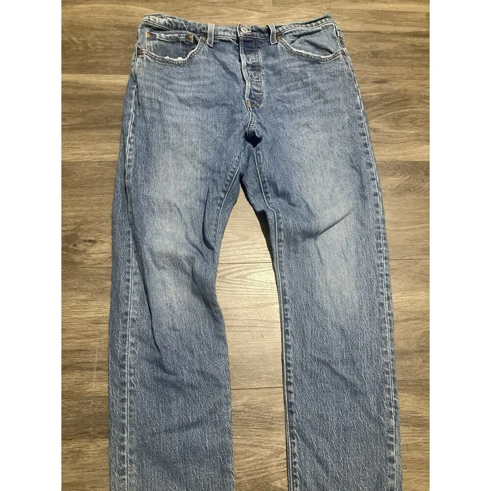 Levi's 501 Women's Jeans Medium Wash Button Fly Size 31x28 High Rise Boho Slim